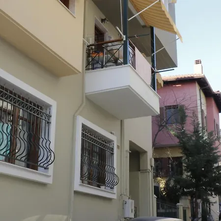 Apartment Helen's Little Castle Free Private Parking *