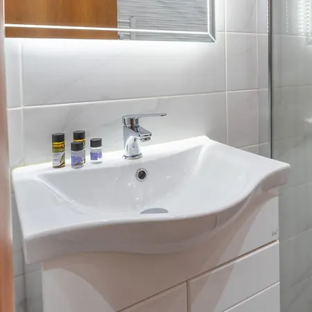 Appartement Helen's Little Castle Free Private Parking