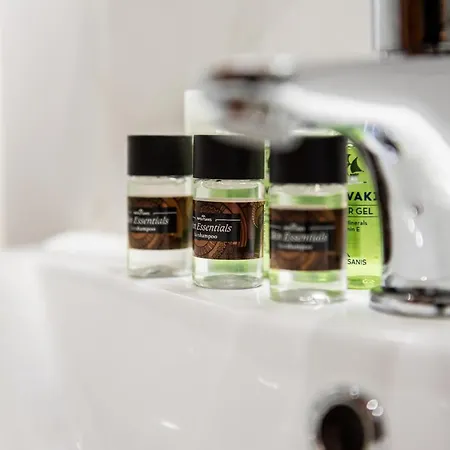 Helen's Little Castle Free Private Parking * Салоники